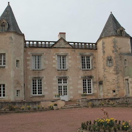 Hôtel Le Logis de la Foret à Sainte-Verge Extérieur photo