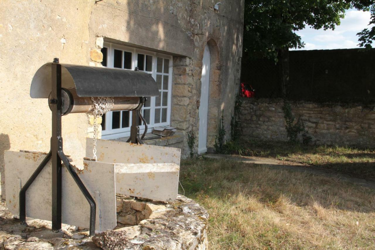Hôtel Le Logis de la Foret à Sainte-Verge Extérieur photo