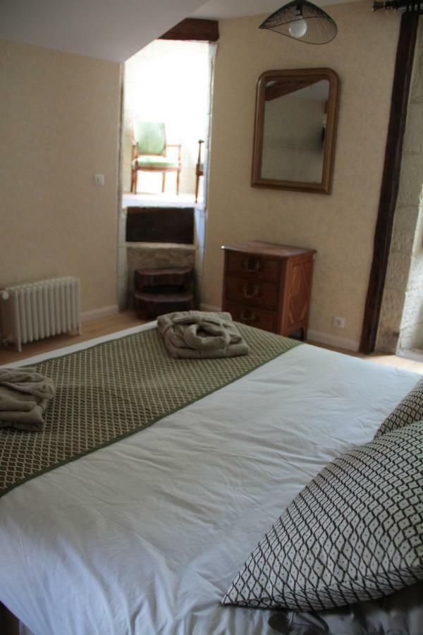 Hôtel Le Logis de la Foret à Sainte-Verge Extérieur photo