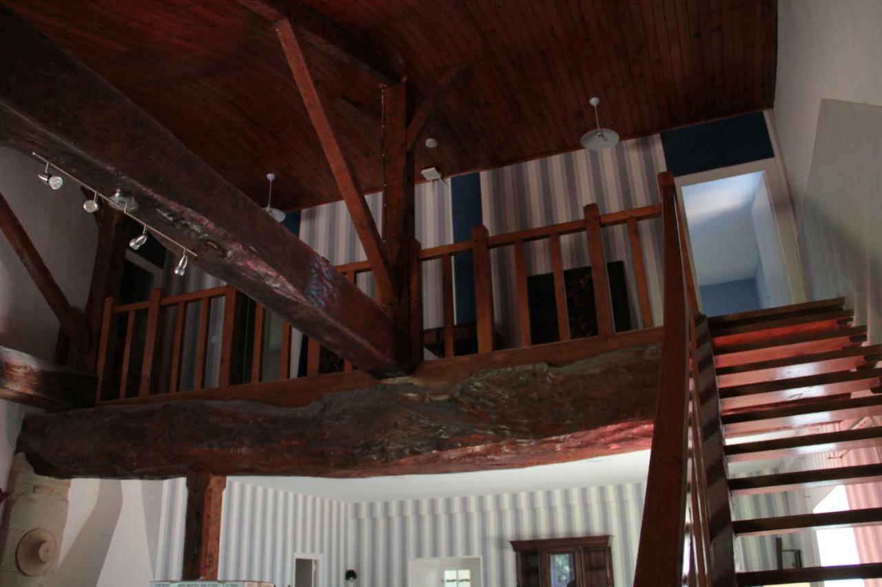 Hôtel Le Logis de la Foret à Sainte-Verge Extérieur photo